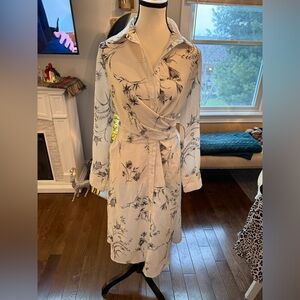 *Miri*  Chic Black and White Floral Wrap Dress